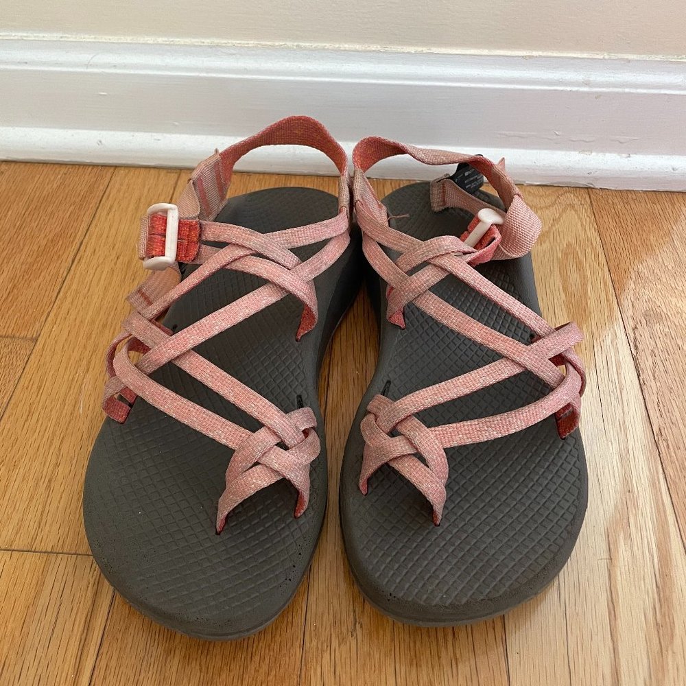 pink chacos